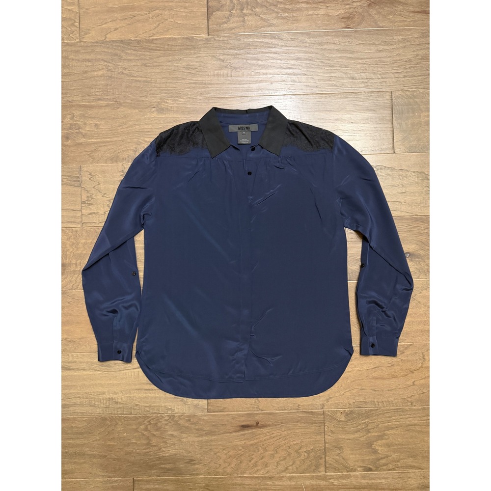 Miss Wu Blouse Women 10 Navy Blue 100% Silk Lace Trim Relaxed Button Down Top